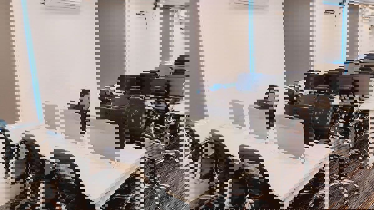 Office Space For Rent in Sector 63