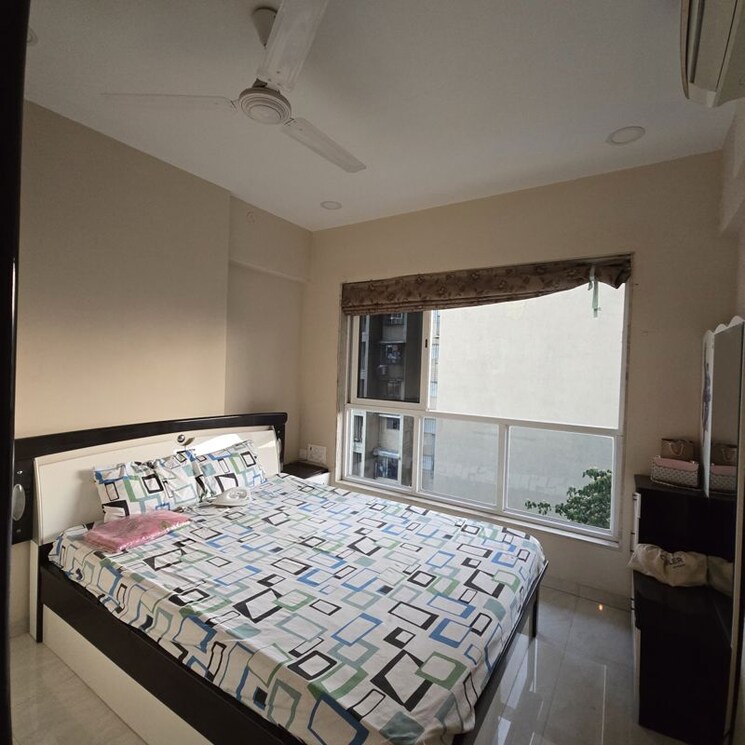 Bedroom, supreme-19 2 Bedroom 638 Sq.Ft. Apartment In Lokhandwala Complex Mumbai 9728222