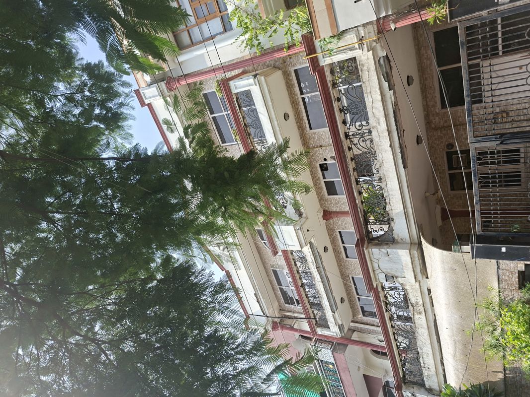 6+ BHK + Pooja Room,Servant Room Independent House For Sale in RWA Apartments Sector 40