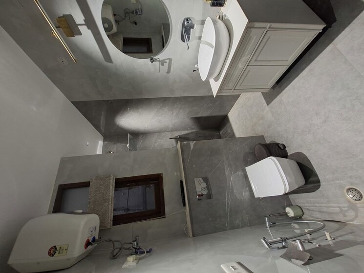 Team Area, rwa-apartments-sector-40 3 Bedroom 250 Sq.Mt. Independent House In Sector 40 Noida 9728239