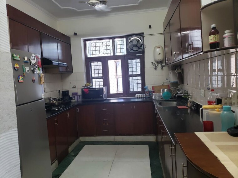 Kitchen, unitech-south-city-ii 3 Bedroom 1800 Sq.Ft. Builder Floor In Sector 50 Gurgaon 9728246