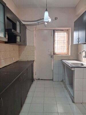 Kitchen in 2 BHK Builder Floor at Unitech South City II, Sector 50 – for Rent