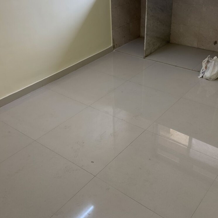 Room, nahur east 1 RK 300 Sq.Ft. Apartment In Nahur East Mumbai 9728276