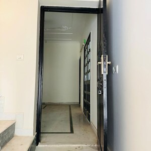 Building Lobby in 3 BHK Villa at Sector 21 – for Rent