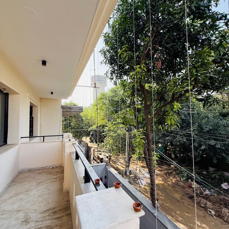 Balcony, sector 21 3 Bedroom 2000 Sq.Ft. Villa In Sector 21 Gurgaon 9728277