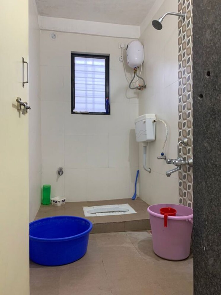 Bathroom, swastik-madhur 1 RK 350 Sq.Ft. Apartment In Mahalunge Pune 9728292