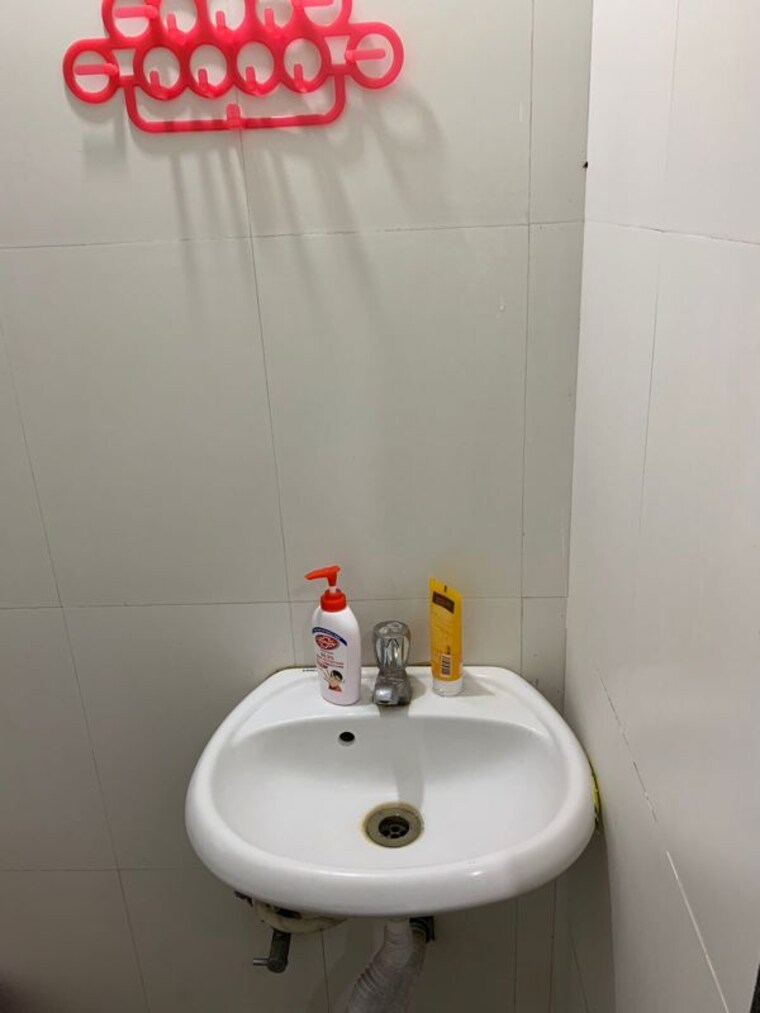 Bathroom, swastik-madhur 1 RK 350 Sq.Ft. Apartment In Mahalunge Pune 9728292