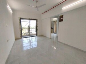 Room in 1 BHK Builder Floor at Laxmi Nagar – for Rent