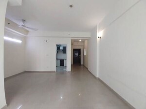 Room in 1 BHK Builder Floor at Laxmi Nagar – for Rent