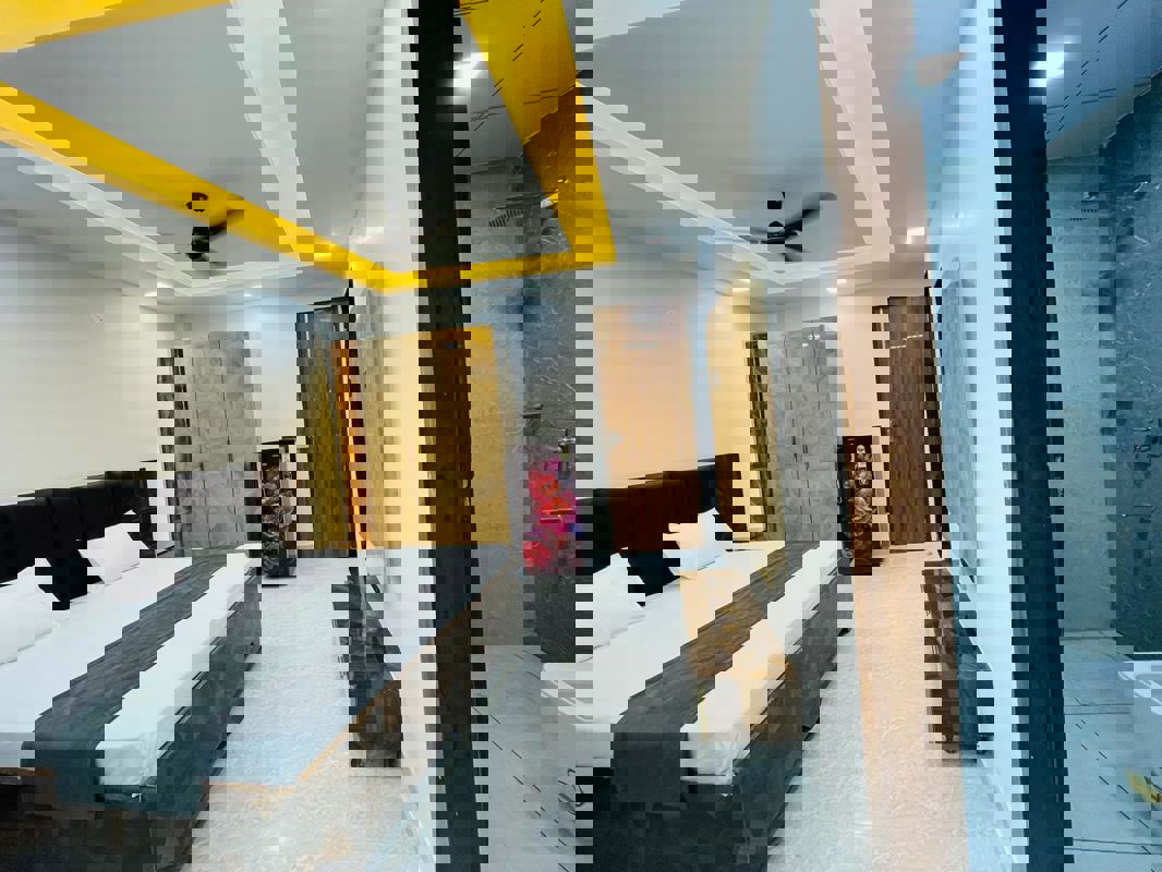 1 RkBuilder Floor For Rent in Sector 55