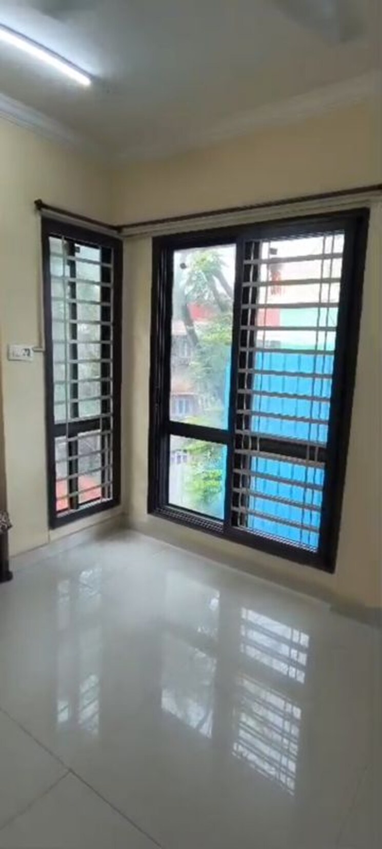 Room, narayan-niwas-vile-parle-east 1 Bedroom 500 Sq.Ft. Apartment In Vile Parle East Mumbai 9728296