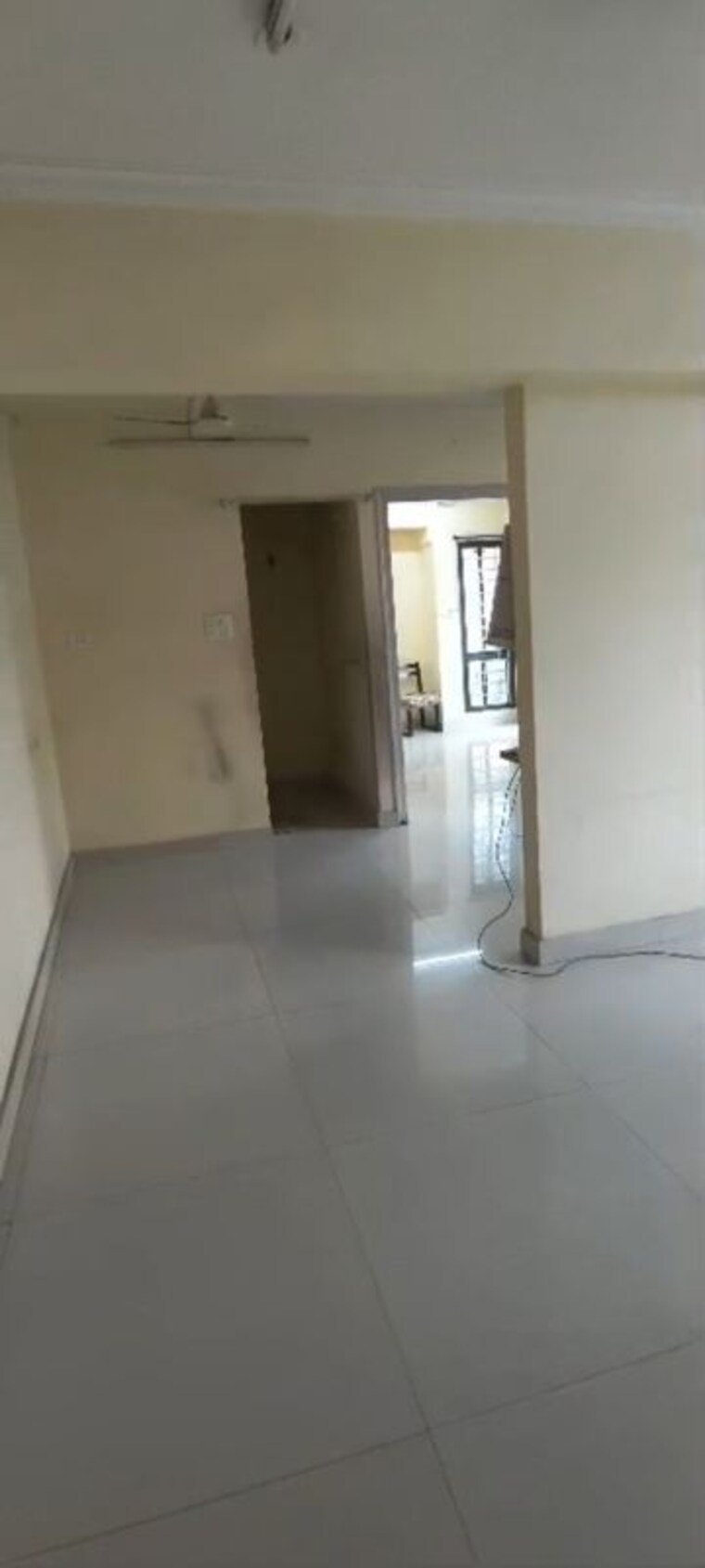 Room, narayan-niwas-vile-parle-east 1 Bedroom 500 Sq.Ft. Apartment In Vile Parle East Mumbai 9728296