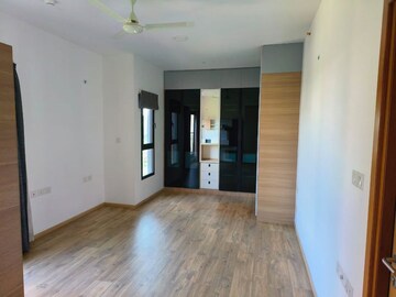 Room in 3 BHK Apartment at Jakkuru – for Rent