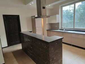 Kitchen in 6+ BHK Villa at Sector 44 – for Rent