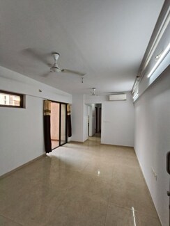 2 BHK + Pooja Room,Extra Room Apartment For Rent in Lodha Lakeshore Greens