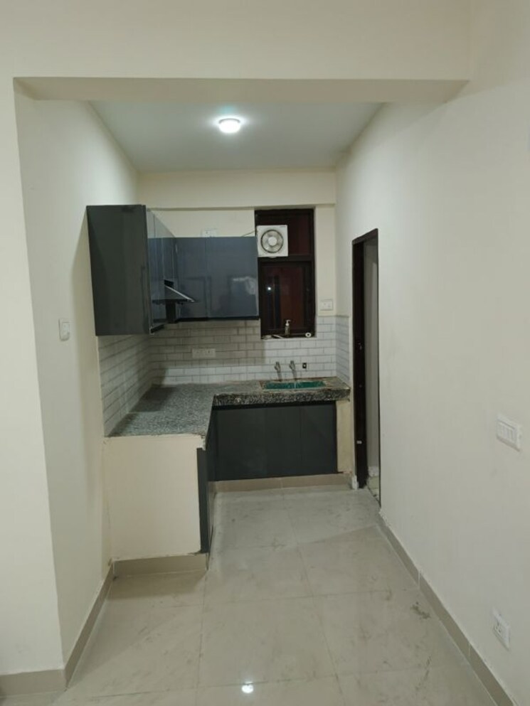 Kitchen, amolik-sankalp 3 Bedroom 851 Sq.Ft. Apartment In Sector 85 Faridabad 9728331