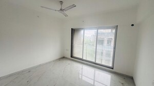 Room in 2 BHK Apartment at Andheri CHS, Andheri West – for Rent