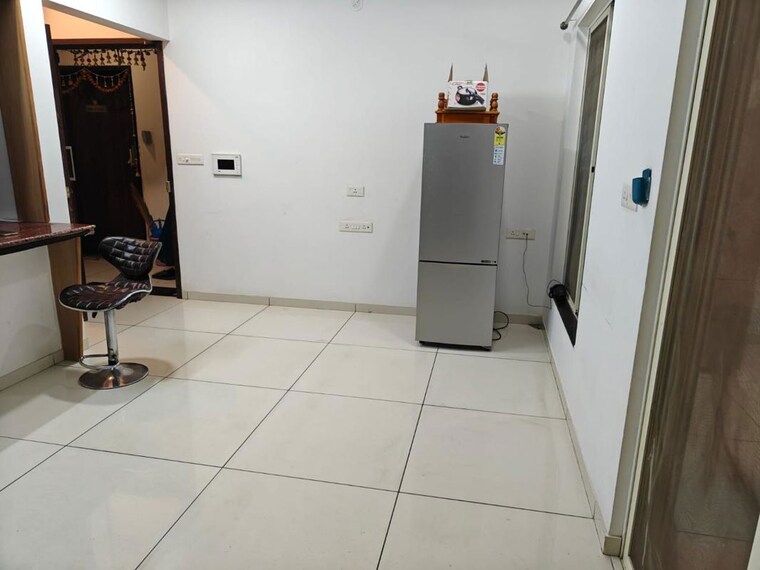 Bathroom, wakad 2 Bedroom 850 Sq.Ft. Apartment In Wakad Pune 9728366