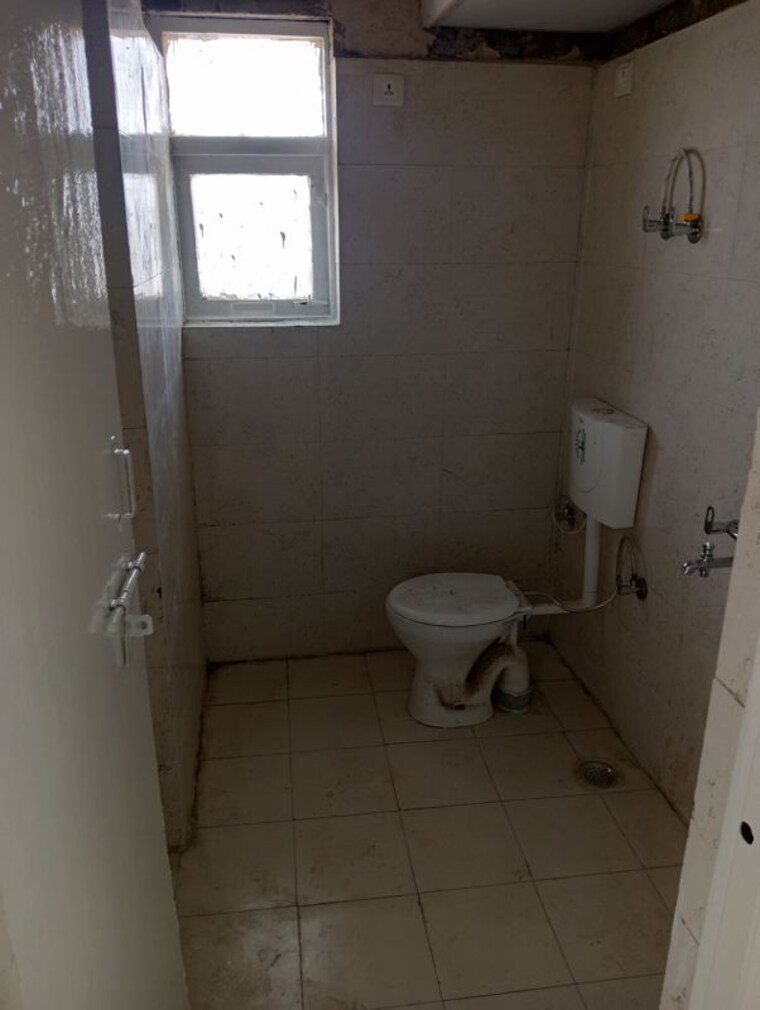 Master Bedroom, vashisht-heights 3 Bedroom 750 Sq.Ft. Apartment In Sector 87 Faridabad 9728368