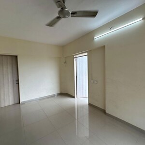 Room in 2 BHK Apartment at Piramal Vaikunth Cluster 2, Ashok Nagar – for Sale