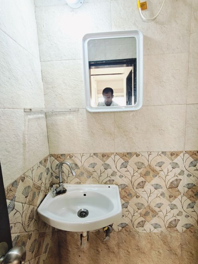 Bathroom, madhuban-satin-brick 1 Bedroom 560 Sq.Ft. Apartment In Kharadi Pune 9728390