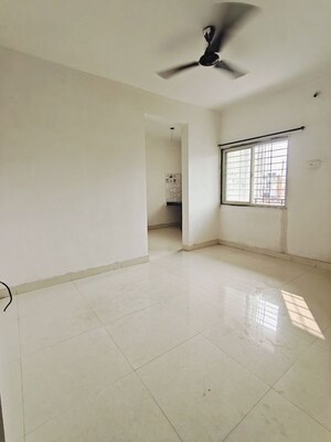 Room in 1 BHK Apartment at Madhuban Satin Brick, Kharadi – for Rent
