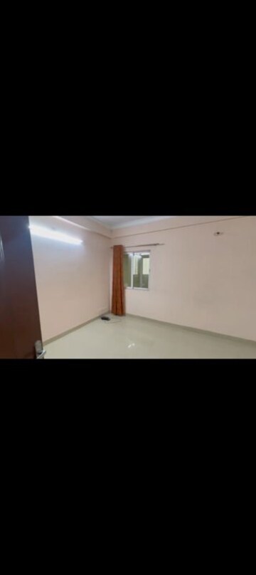 Room in 3 BHK Apartment at VVIP Addresses, Raj Nagar Extension – for Sale