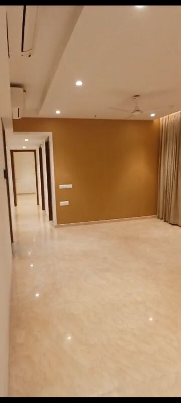Room in 3 BHK Apartment at Hiranandani Lake Enclave Glendale, Thane West – for Sale