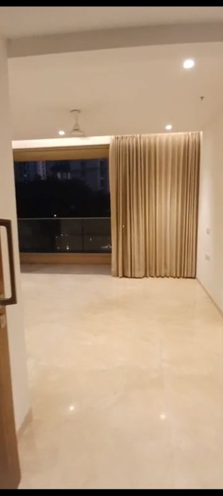 Room, hiranandani-lake-enclave-glendale 3 Bedroom 1390 Sq.Ft. Apartment In Thane West Thane 9728411