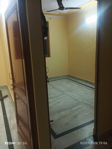 Room in 2 BHK Independent House at Sector 55 – for Rent