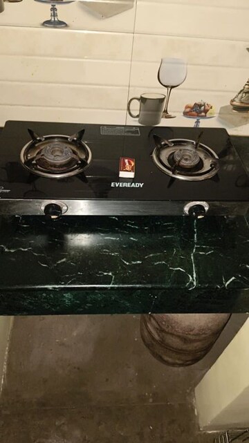 Parking in 1 RK Independent House at Gomti Nagar – for Rent