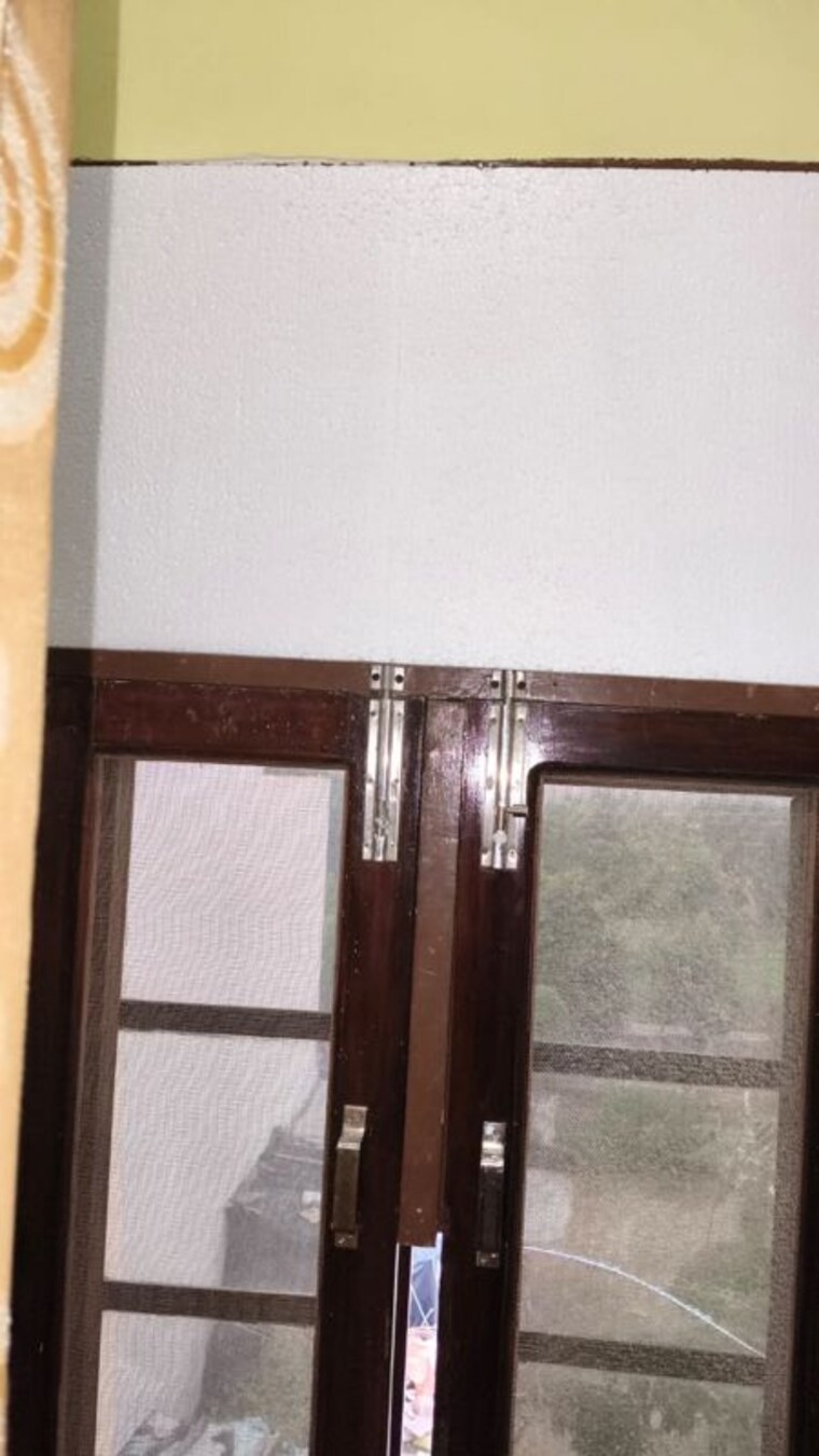 Room, gomti nagar 1 RK 400 Sq.Ft. Independent House In Gomti Nagar Lucknow 9728424