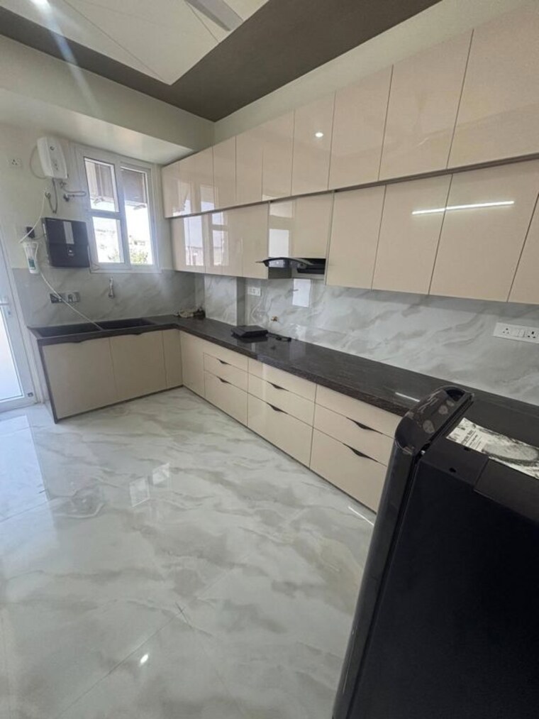 Kitchen, saket 3 Bedroom 1500 Sq.Ft. Apartment In Saket Delhi 9728429