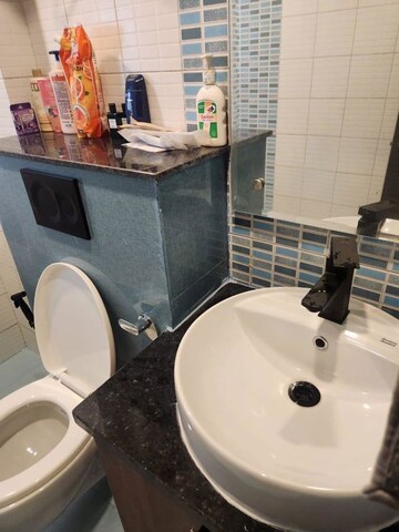 Master Bedroom in 2 BHK Apartment at Jaypee Greens Pavilion Court, Sector 128 – for Rent