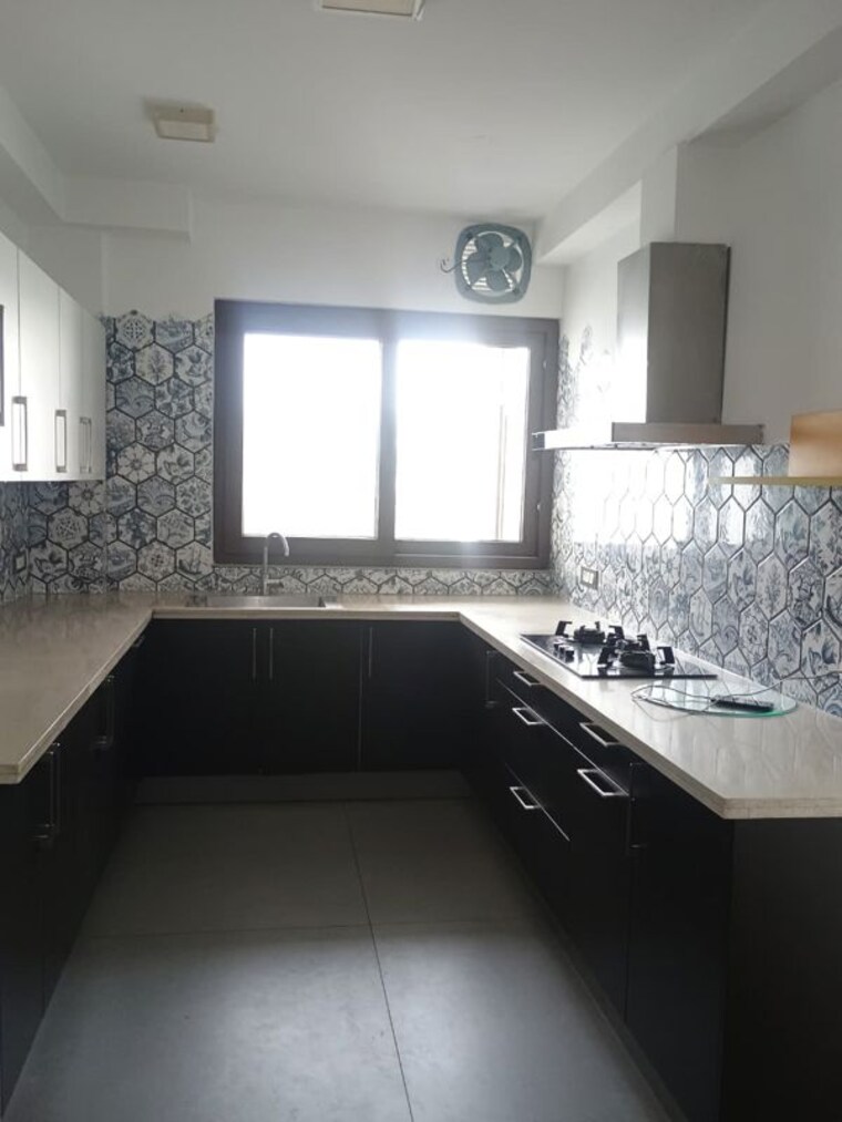 Kitchen, unitech-nirvana-country-cedar-crest 3.5 Bedroom 360 Sq.Yd. Builder Floor In Sector 50 Gurgaon 9728435