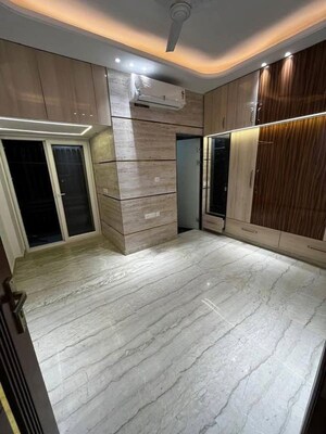 2 BHK Apartment For Rent in Saket