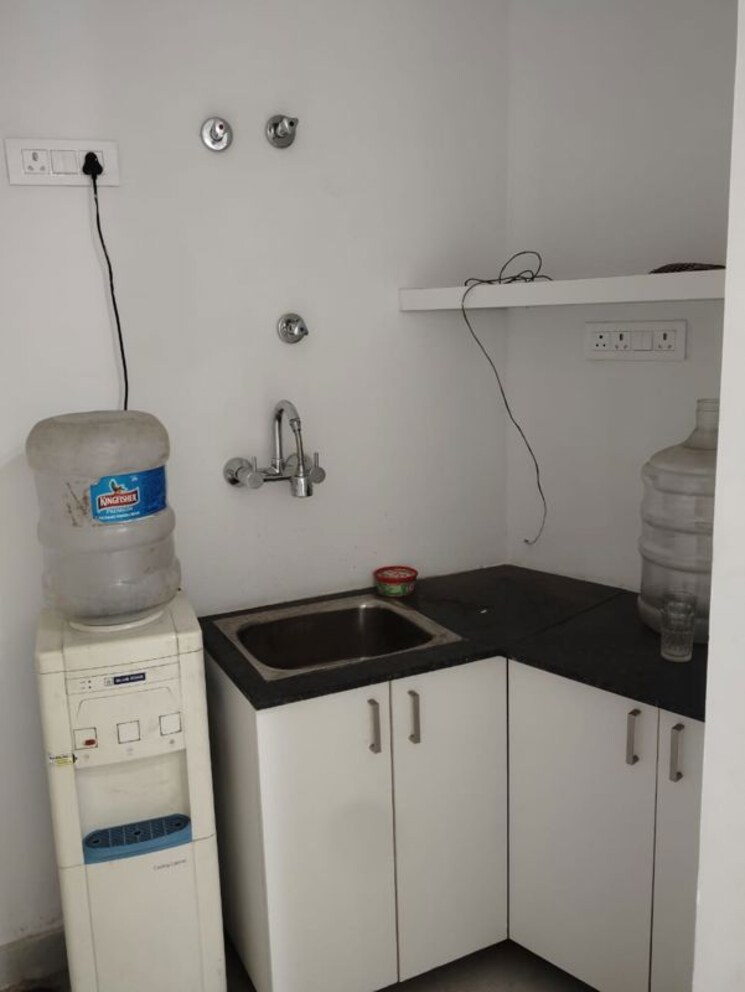 undefined, panchsheel park Commercial Office Space 900 Sq.Ft. In Panchsheel Park Delhi 9728450