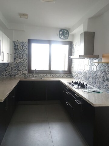 Kitchen in 3.5 BHK Builder Floor at Unitech Nirvana Country Cedar Crest, Sector 50 – for Sale