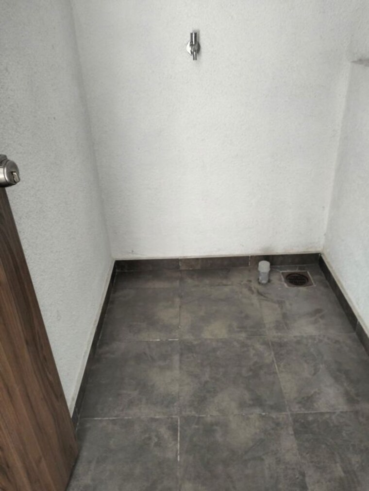 Room, siddh-amara 2 Bedroom 1000 Sq.Ft. Apartment In Bavdhan Pune 9728451