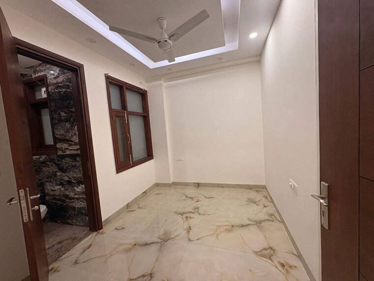 Other, saket 3.5 Bedroom 1800 Sq.Ft. Apartment In Saket Delhi 9728470