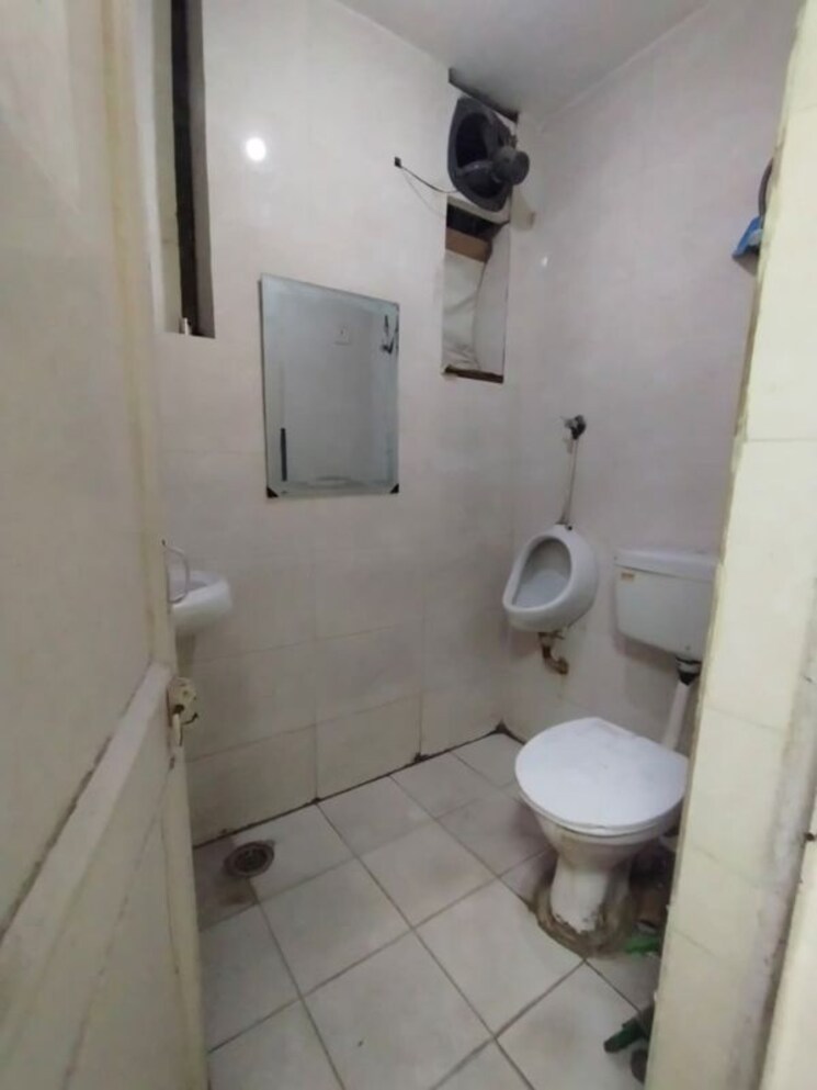 Floor Plan, vasant vihar Commercial Office Space 700 Sq.Ft. In Vasant Vihar Delhi 9728472