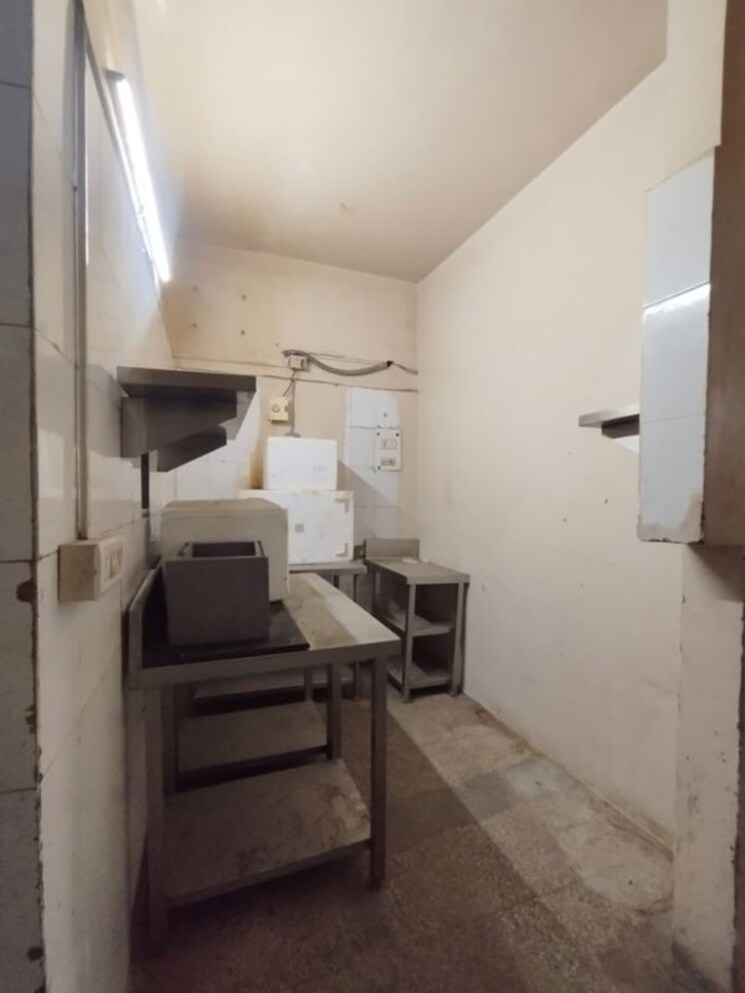 Floor Plan, vasant vihar Commercial Office Space 700 Sq.Ft. In Vasant Vihar Delhi 9728472