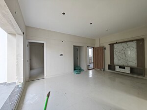 Room in 2 BHK Builder Floor at Hsr Layout – for Rent