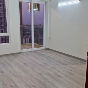 Room in 3 BHK Apartment at Hero Homes Gurgaon, Sector 104 – for Rent