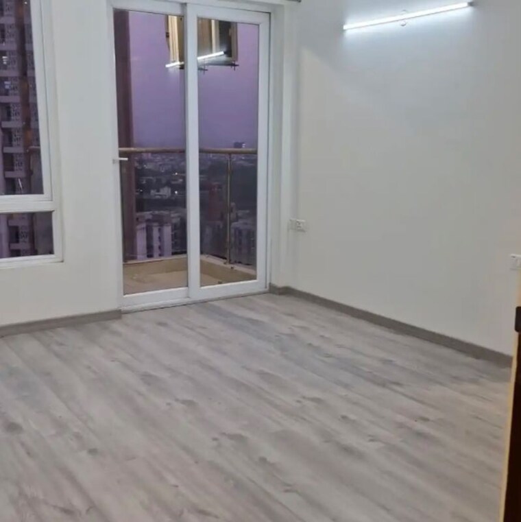 Room, hero-homes-gurgaon 3 Bedroom 884 Sq.Ft. Apartment In Sector 104 Gurgaon 9728481