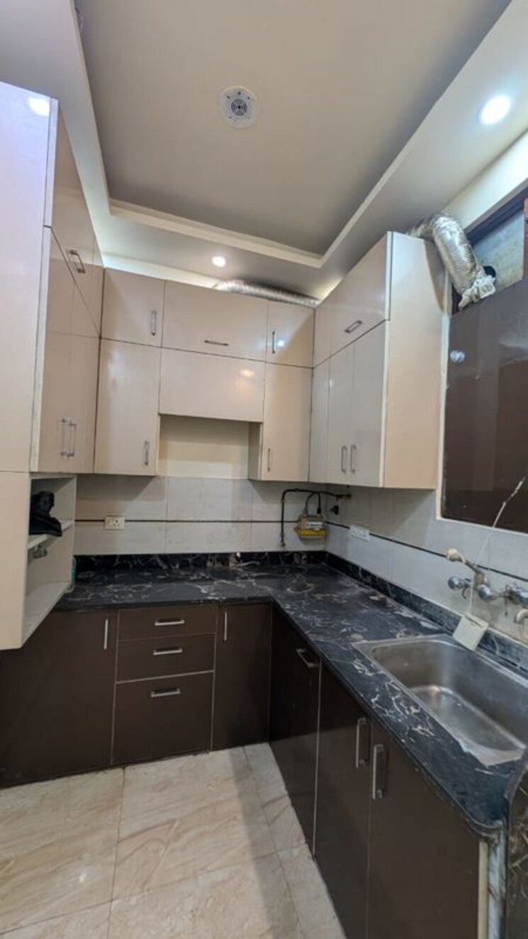 Kitchen, shakti khand 3 Bedroom 1425 Sq.Ft. Builder Floor In Shakti Khand Ghaziabad 9728482