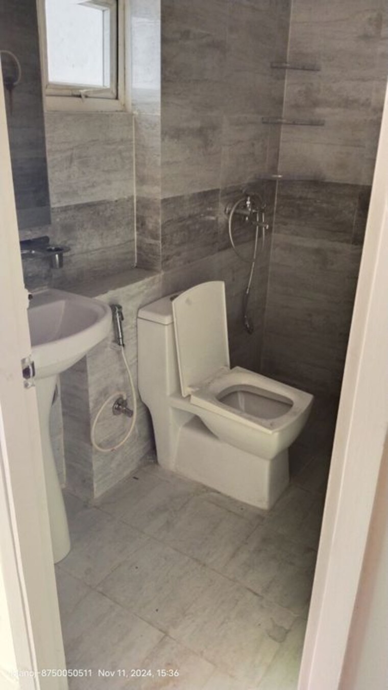 Bathroom, gaurs-siddhartham 2 Bedroom 945 Sq.Ft. Apartment In Siddharth Vihar Ghaziabad 9728490