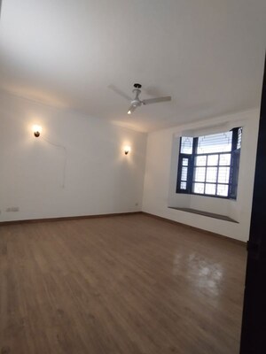 Room in 3 BHK Builder Floor at Kalkaji – for Sale