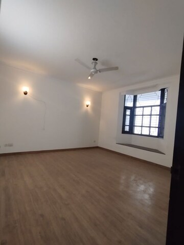 Room in 3 BHK Builder Floor at Kalkaji – for Sale