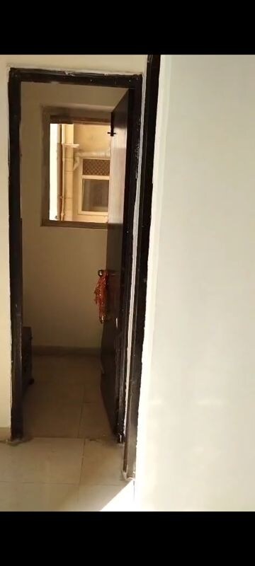 Building Lobby in 1.5 BHK Apartment at Signature The Serenas, Sohna Sector 36 – for Sale